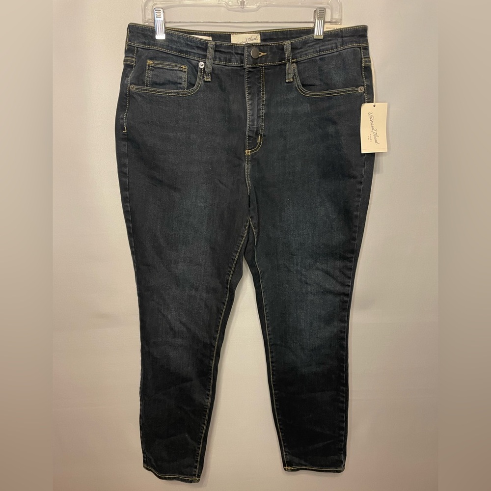 Universal Thread High Rise Skinny Jeans Womens Size 14 Dark Wash